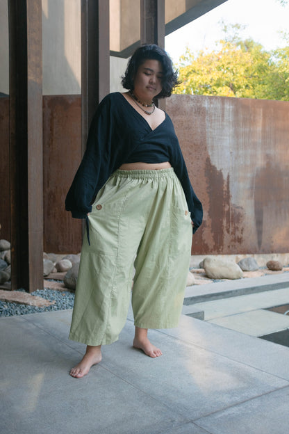 The Linen Barrel Pant // Sage