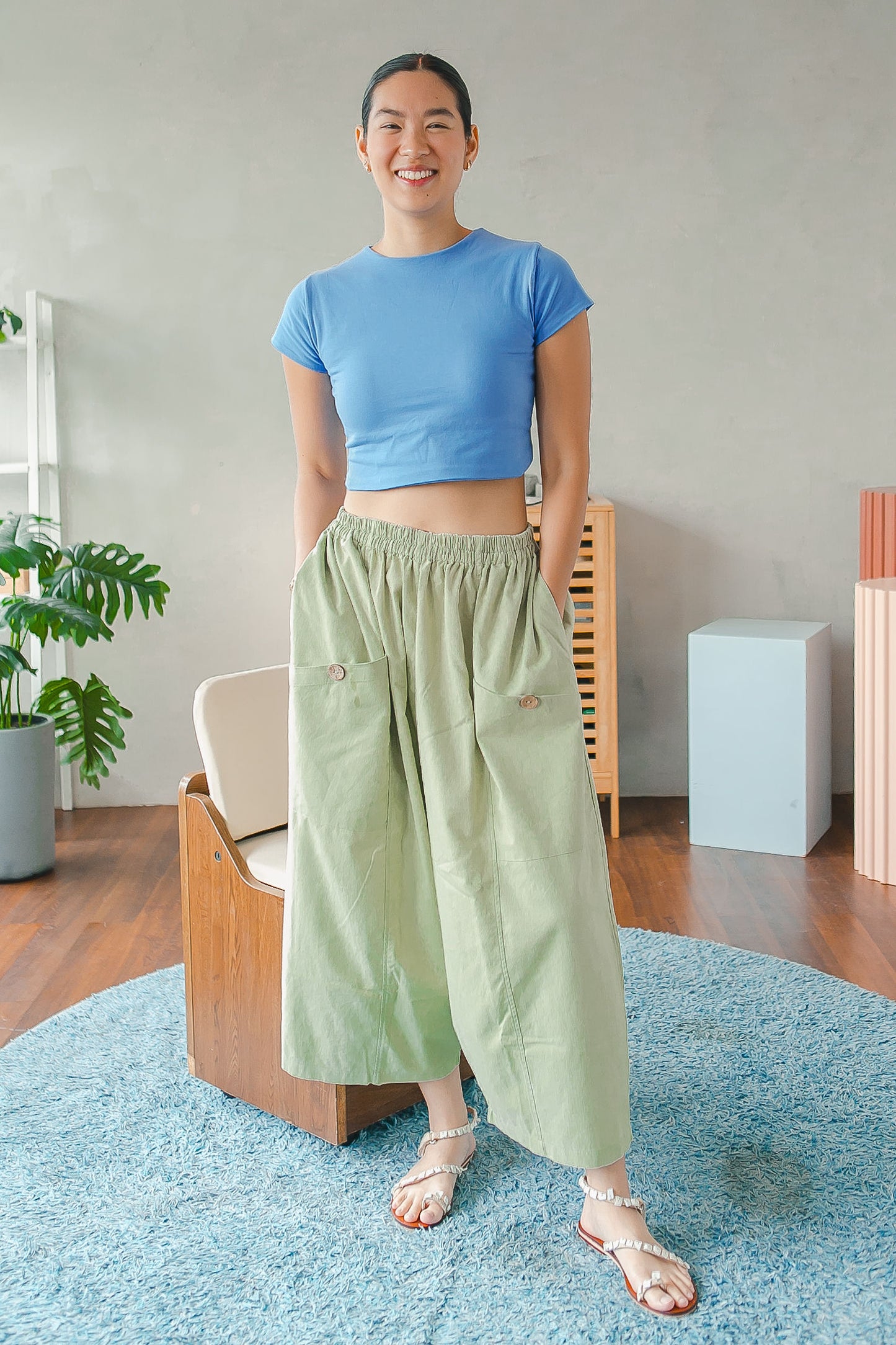 The Linen Barrel Pant // Sage